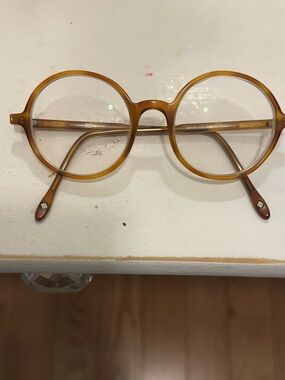 Muse Round Eyeglasses in Honey Brown